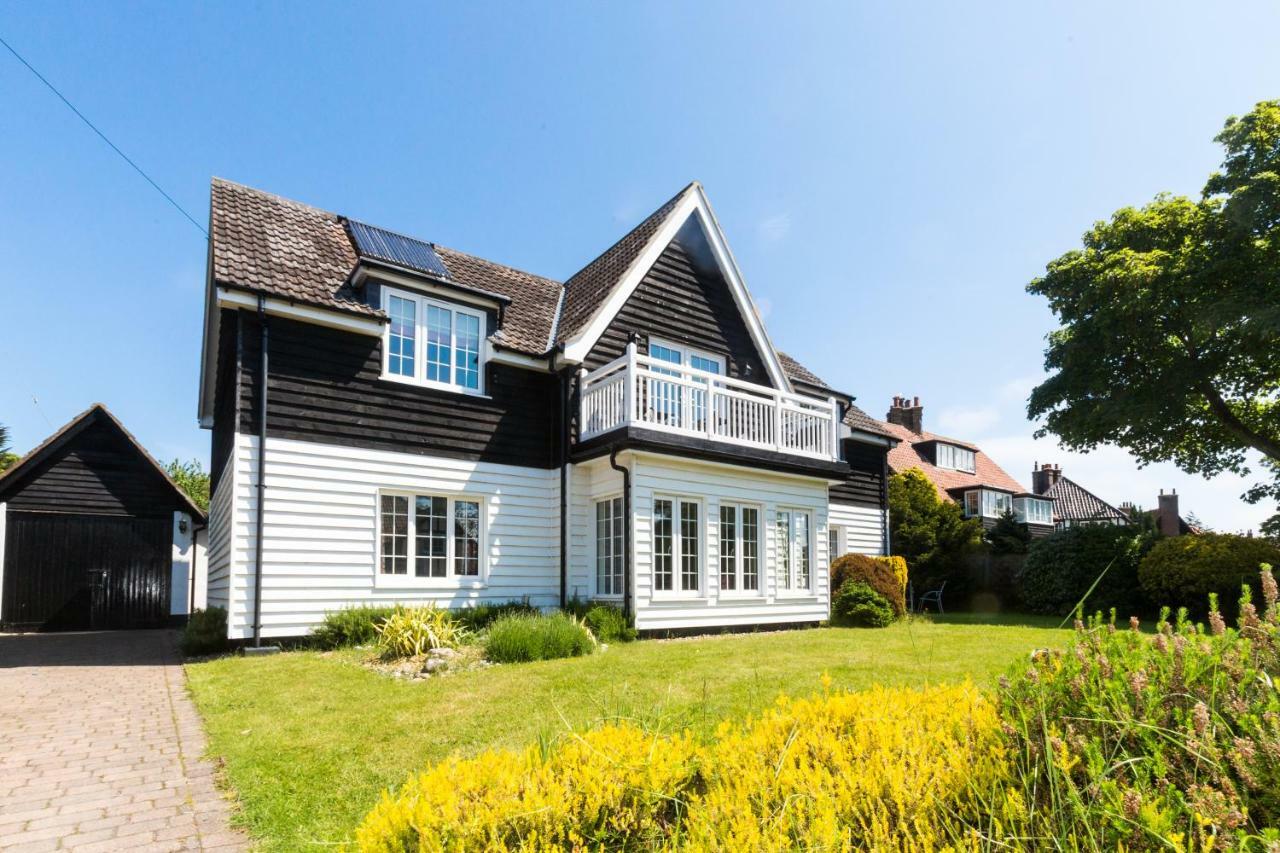 Lake Cottage - A Large Holiday Home In Thorpeness - Close To The Beach And The Meare - Aldeburgh Coastal Cottages Exterior foto